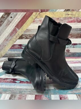 Alexandre Birman Clarita Bow Boots Booties Waterproof Nappa Leather Wore 1X SZ 8